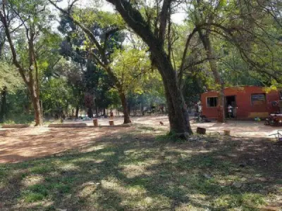 Terreno de 2.500 m² à venda perto de Cacique Lambaré, Lambaré 3