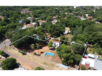 Terreno de 2.545 m² à venda no centro de Itauguá 4