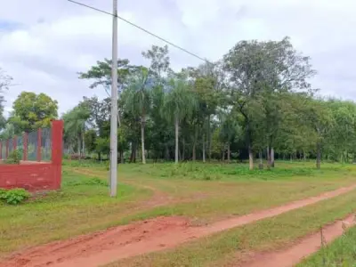 Terreno de 361 m² en venta en Itauguá, Central 2