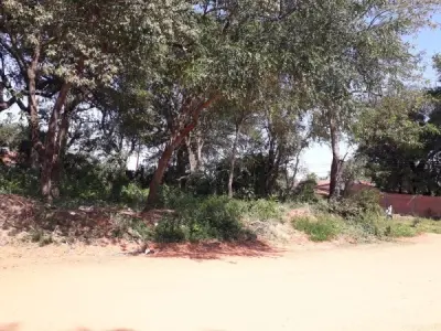 Terreno de 364 m² en venta en Limpio 5