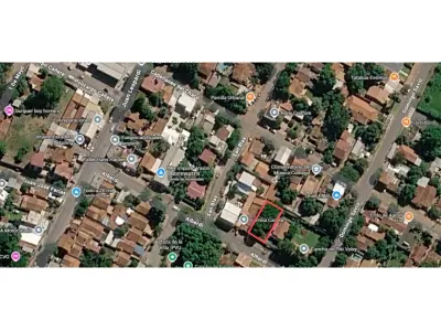 Terreno de 370 m² à venda em San Lorenzo 4