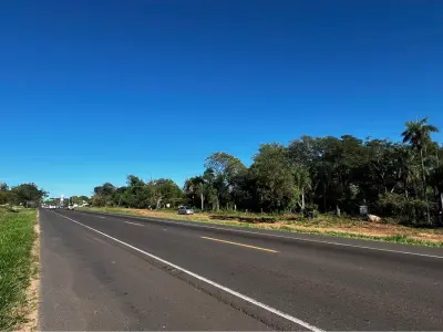 Terreno de 3.731 m² à venda na Ruta Emboscada 3