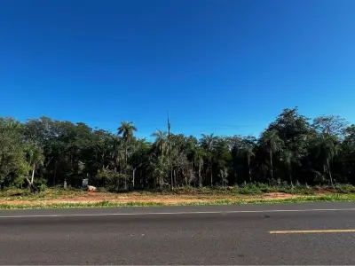 Terreno de 3.731 m² à venda na Ruta Emboscada 4