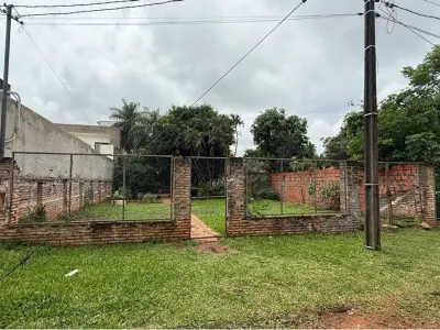 Terreno de 420 m² en venta en Villa Adela, Luque 2