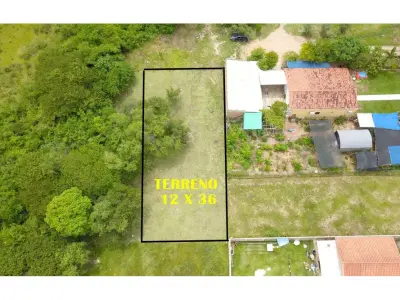 Terreno de 432 m² en venta en Atyra 3