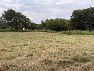 Terreno de 480 m² en venta en Ycua Caranday, Luque 3
