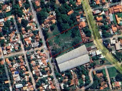 4,900 m² land for sale in San Lorenzo 2
