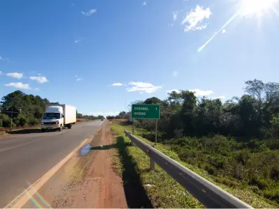 Terreno de 5 hectáreas en venta en Coronel Oviedo 4