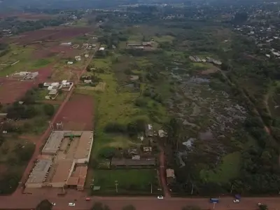 Terreno de 5 hectáreas en venta en Presidente Franco 5