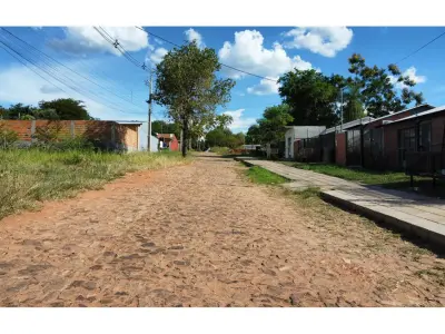 Terreno à venda em Mora Kue, Luque – 612 m² 4