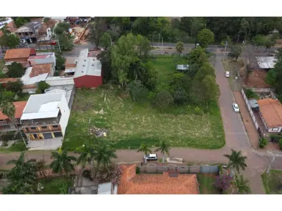 Terreno de 806 m² à venda em Ñemby, San Carlos 4