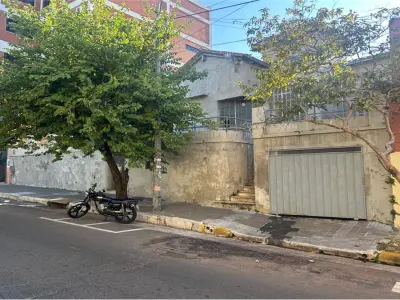 Terreno de 819 m² en venta en Barrio La Encarnación, Asunción 4
