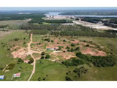Terreno de 95 hectares à venda em Villeta, Central 4