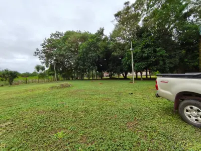 Terreno en alquiler con quincho y piscina en Itauguá 4