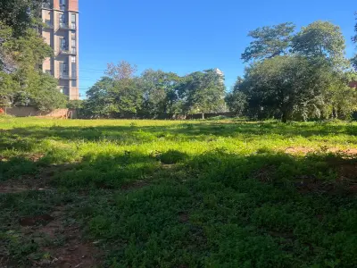 Terreno para alugar de 6.814 m² na Av. Primer Presidente, Mburucuyá 2