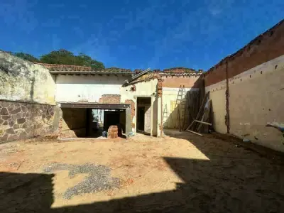 Land for Rent in Asunción City Center, Suitable for Parking 4
