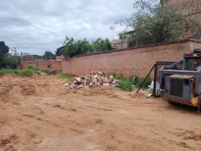 Terreno para alugar em Laurelty, Luque 3