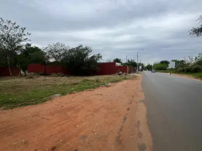 Terreno para alugar em Primer Barrio, Luque 3