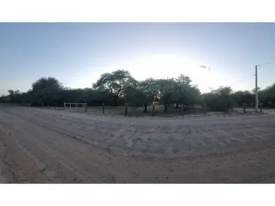 Terreno en alquiler sobre doble Avenida Emanuel, Loma Plata 3