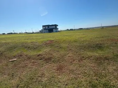 Terreno em Costa del Lago, Puerto Oeste 4