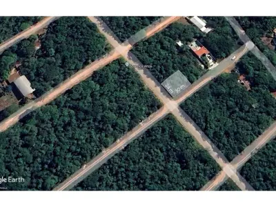 Terreno em esquina 30x24 à venda em Altos 3