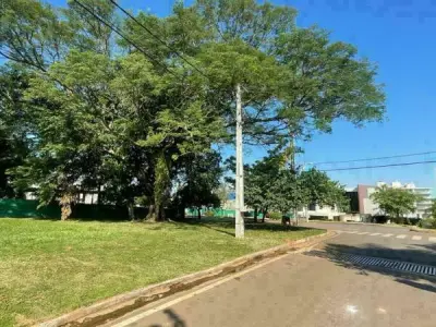 Terreno en esquina con vista a la laguna en Aqua Village, Altos 3