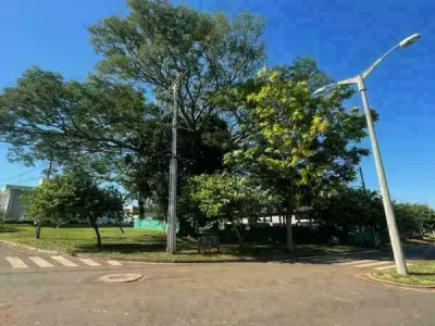 Terreno en esquina con vista a la laguna en Aqua Village, Altos 4