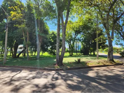 Corner lot for sale in Aqua Village, Altos 4