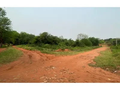 Terreno de esquina à venda em Areguá, Caacupemí 4