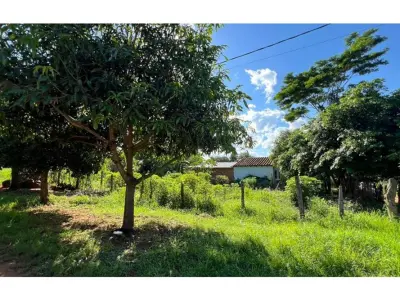 Terreno de esquina à venda em Areguá, Central 5