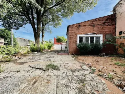 Terreno en esquina en venta en Barrio General Díaz 4
