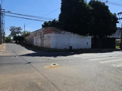 Terreno em esquina à venda no Barrio San Cristóbal, Assunção 3