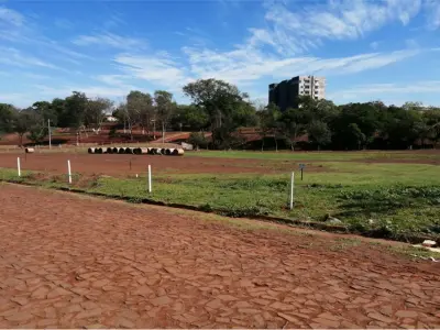 Terreno de esquina à venda em Cambyretá, Itapúa 2