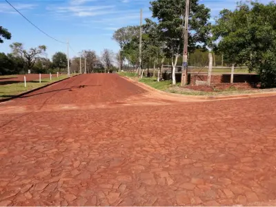 Terreno de esquina à venda em Cambyretá, Itapúa 3