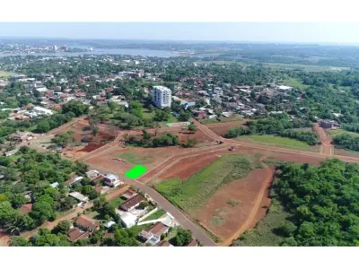 Terreno de esquina à venda em Cambyretá, Itapúa 4