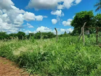 Terreno en esquina en venta en Ciudad del Este | 1.080 m², 280 m del Palacio de Justicia 2