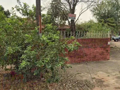 Corner Lot for Sale in Fernando de la Mora 4