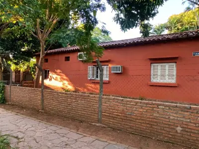 Corner lot for sale in Fernando de la Mora 2
