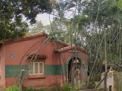 Corner lot for sale in Fernando de la Mora 3