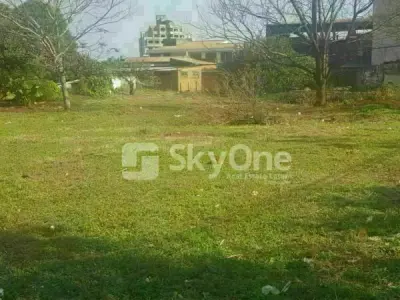 Terreno em esquina à venda em Hernandarias, a 300 m da orla 3