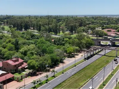Terreno en esquina en venta en Loma Pyta, Asunción 2