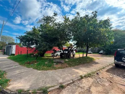 Terreno em esquina à venda em Loma Pytã 4