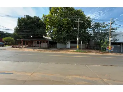 Terreno en esquina en venta en Luque, Central 3