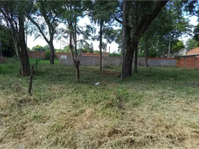 Terreno en esquina en venta en Ñemby, Caaguazú 4