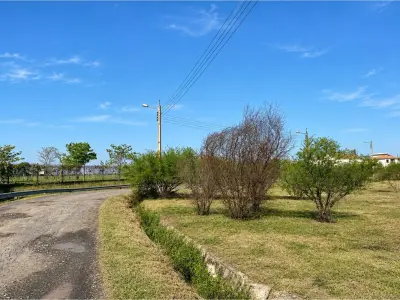 Terreno en esquina en venta en Remansito, Villa Hayes 2