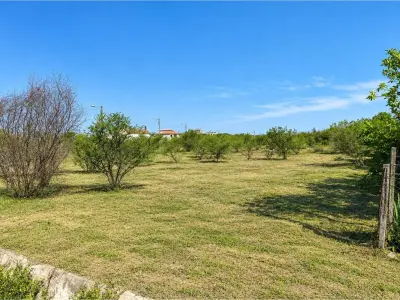 Terreno en esquina en venta en Remansito, Villa Hayes 3