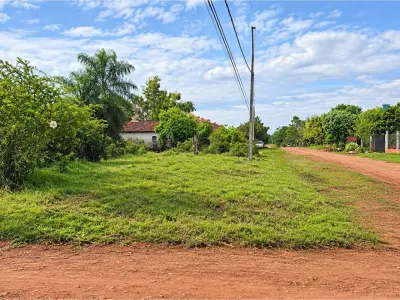 Corner lot for sale in San Antonio Ypecurú 2