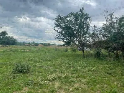 Terreno en esquina en venta en San Bernardino, zona Ypacaraí 2