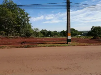 Terreno em esquina à venda frente à Rota 14, Cambyretá 2