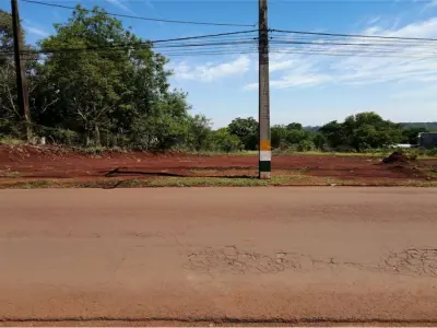 Terreno em esquina à venda frente à Rota 14, Cambyretá 3